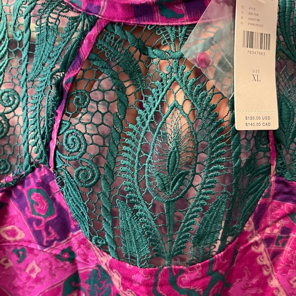 Anthropologie Tiny Brenan Flutter-Sleeve Top - Picture 5 of 10